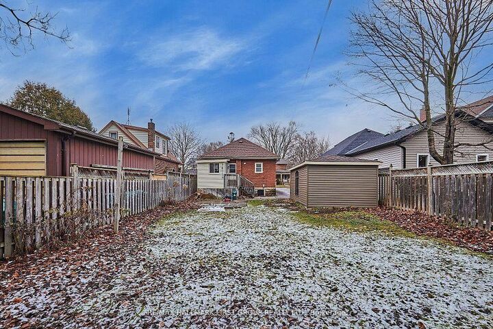 Property Photo:  33 McLaughlin Boulevard  ON L1G 2N7 