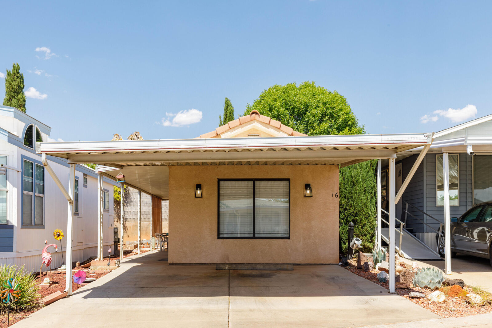 Property Photo:  1225 N Dixie Downs Rd #16  UT 84770 