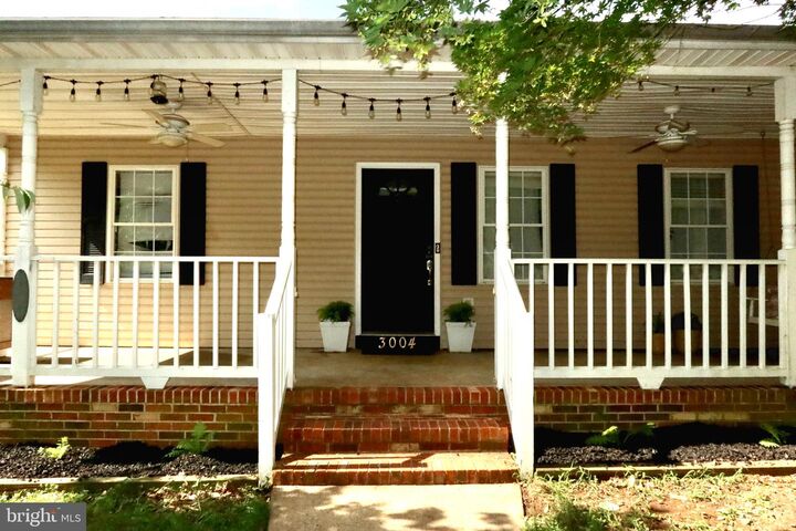 Property Photo: 3004 Lee Drive Extended VA 22408