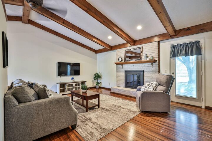 Property Photo: 6 Pleasant Creek Court OH 45014