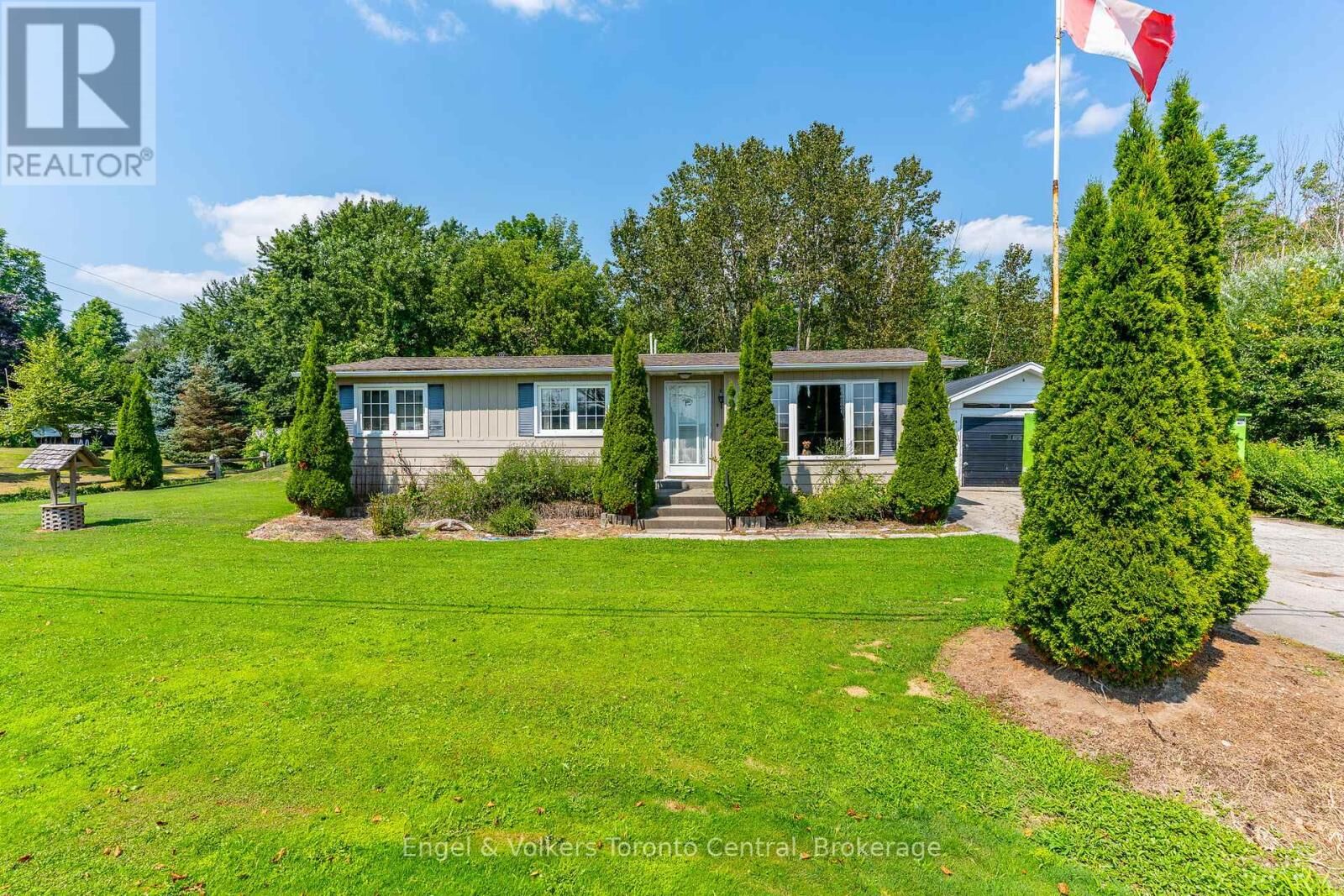 Property Photo: 122467 Grey 5 Road ON N4K 5N5