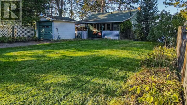 Property Photo:  751 Rock Point Lane  ON K0J 2J0 