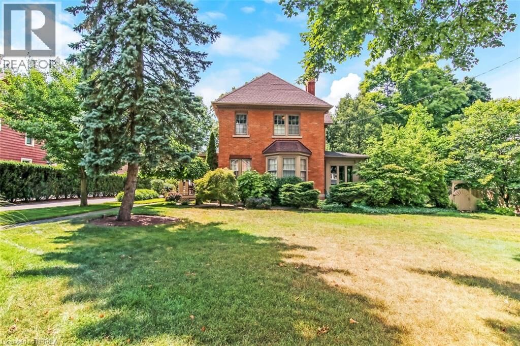 Property Photo:  138 St. James Street South  ON N0E 1Y0 