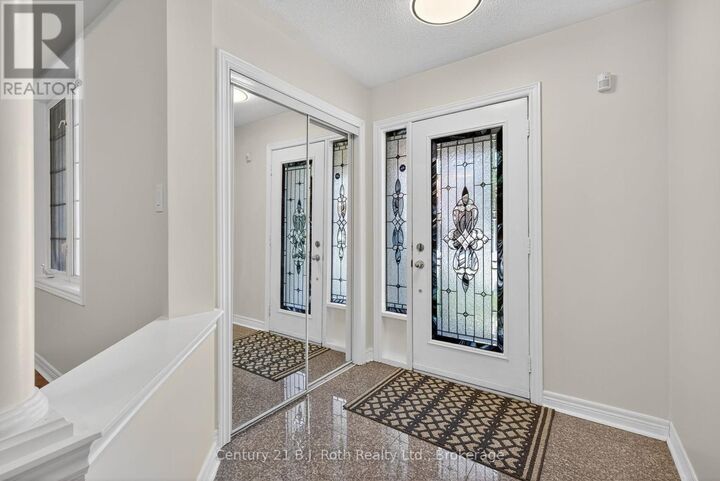 Property Photo:  94 Destino Crescent  ON L4H 3E1 