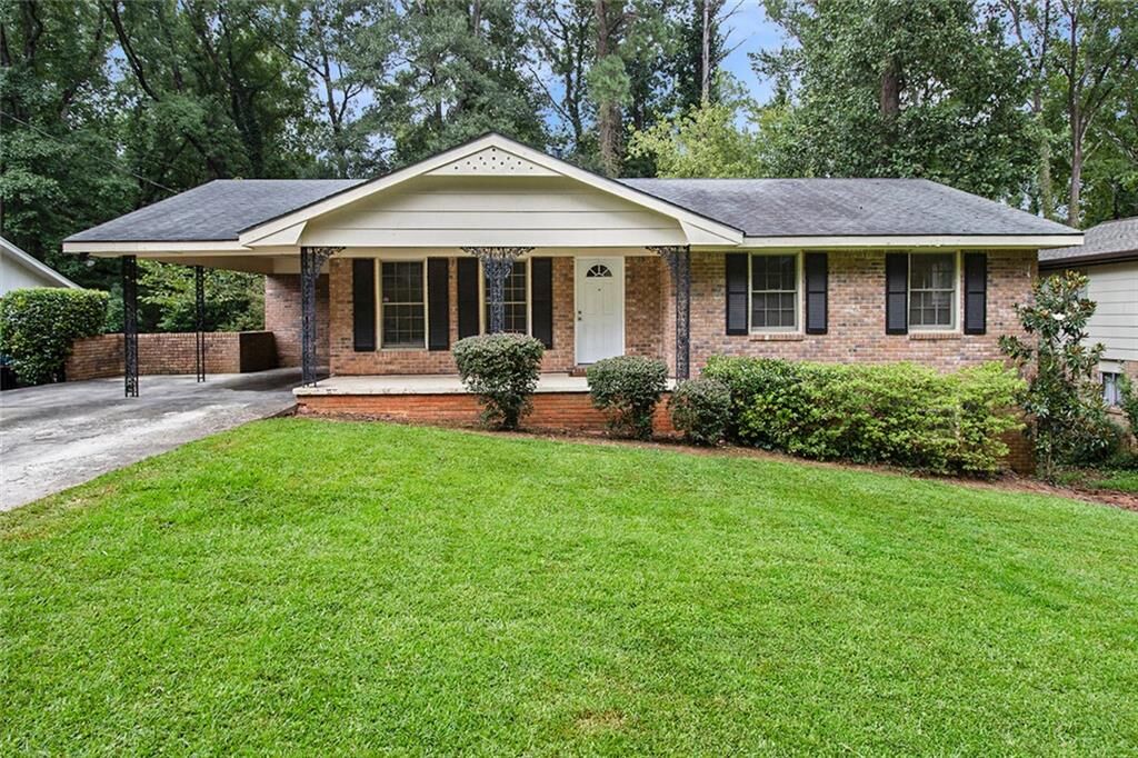 Property Photo: 3684 Glen Mora Drive GA 30032