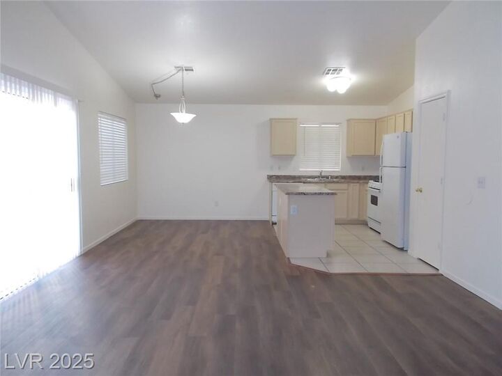 Property Photo: 9387 Coral Berry Street NV 89123
