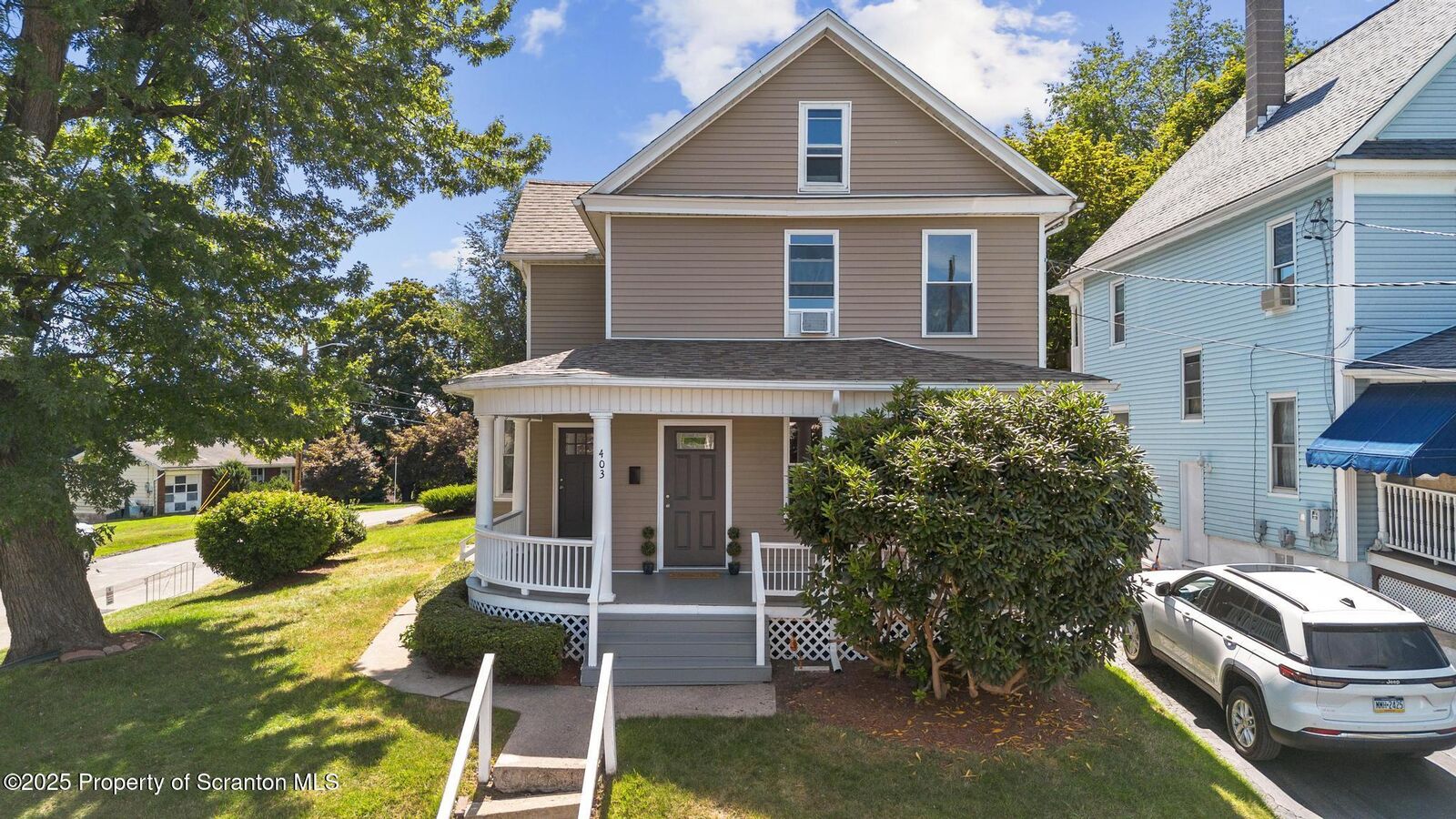 Property Photo: 403 Hill Street PA 18452