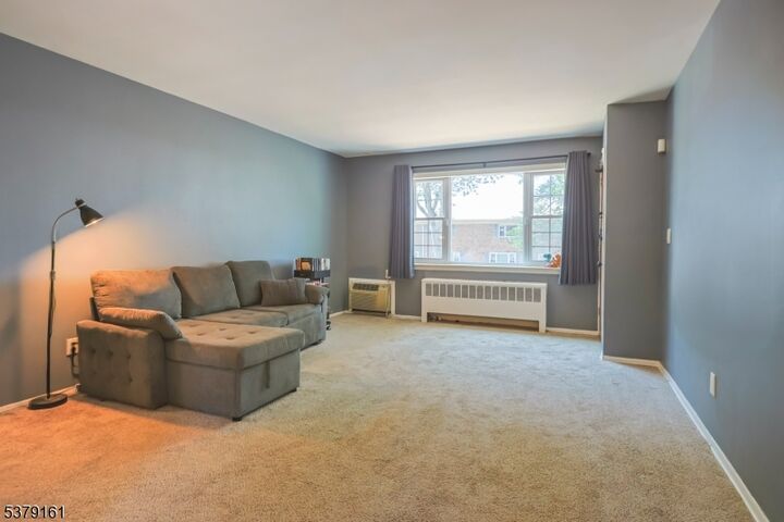 Property Photo: 9 Wedgewood Dr Unit 96 NJ 07044
