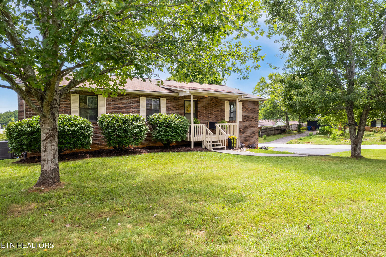 Property Photo:  1018 Crest Drive  TN 37760 