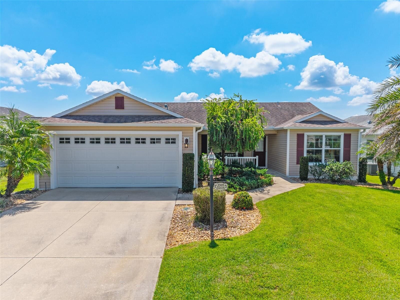 Property Photo:  3505 Boardroom Trail  FL 32163 