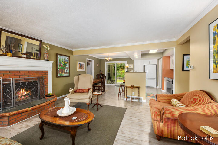 Property Photo:  583 Kingsbury Street NW  MI 49544 
