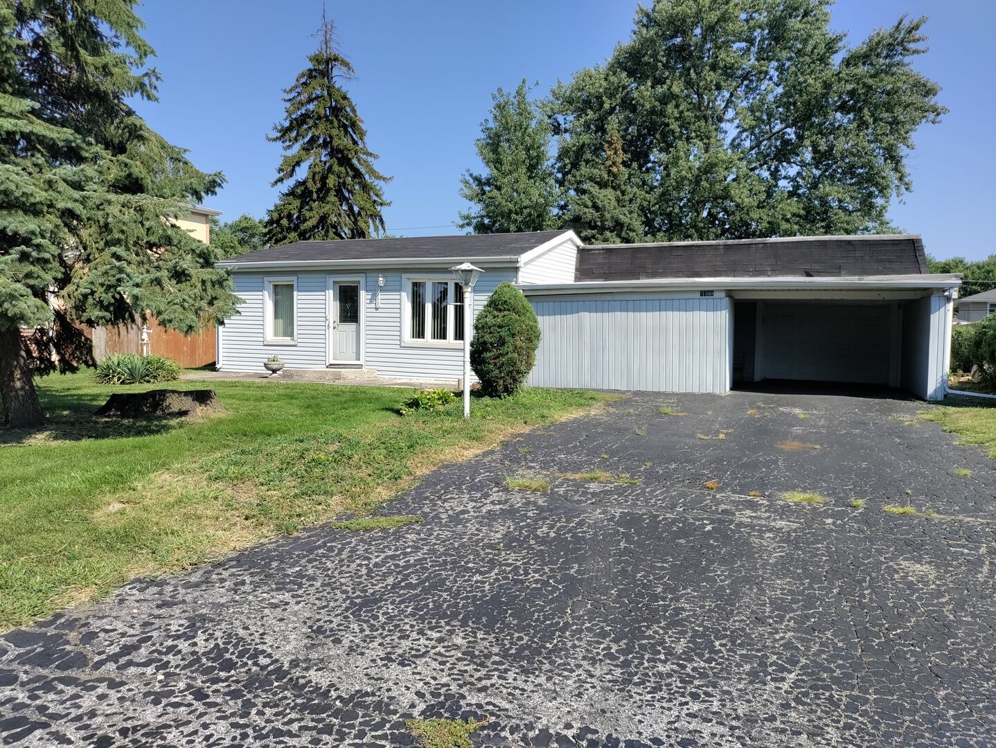 Property Photo:  7744 W 81 Street  IL 60455 