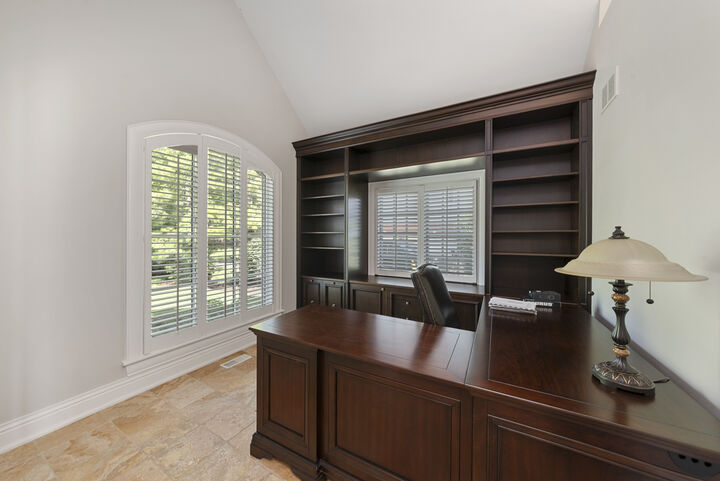 Property Photo:  4006 Royal Fox Drive  IL 60174 