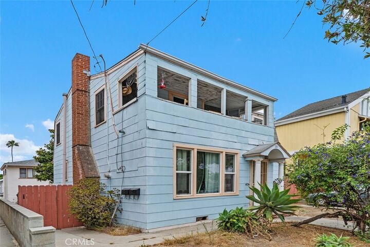 Property Photo: 2511 4th Street CA 90405