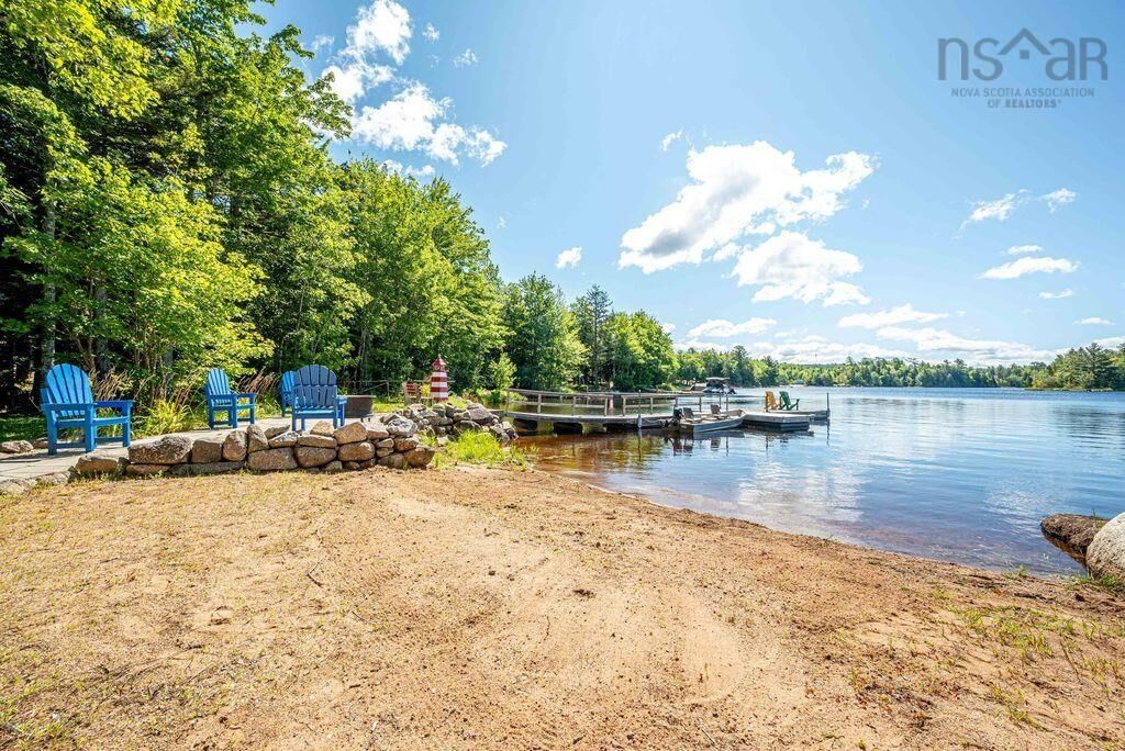 Property Photo: 18 3 Eagle Lane NS B0N 2T0