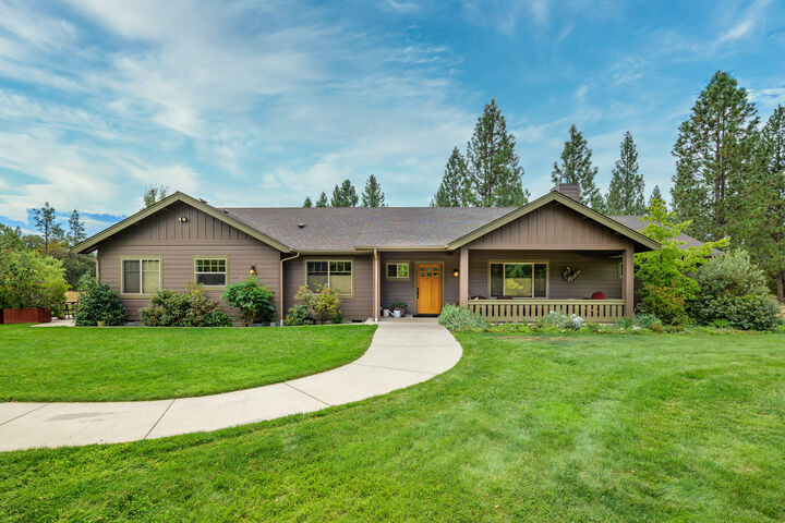 Property Photo: 255 Mountain Paradise Drive OR 97526