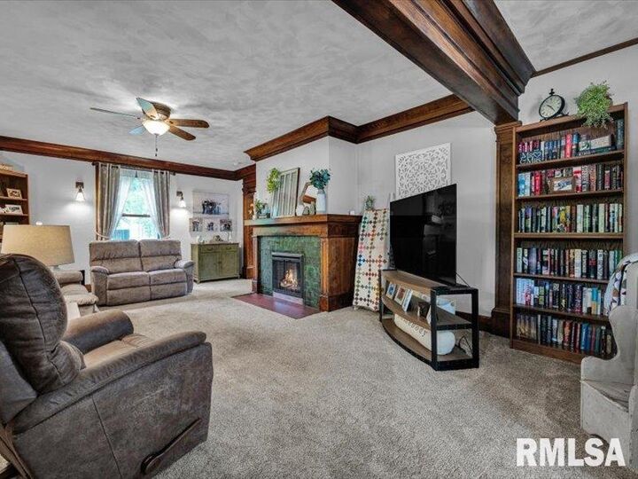 Property Photo: 1012 Edward Street IL 61537