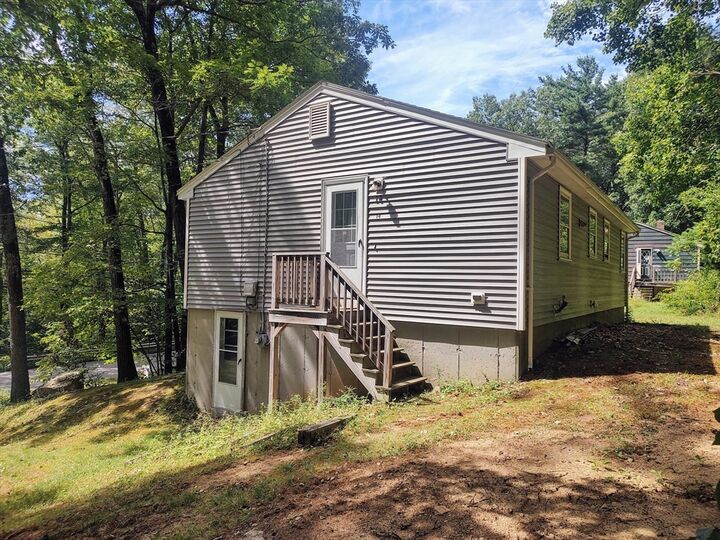 Property Photo: 14 Brookfield Rd MA 01535