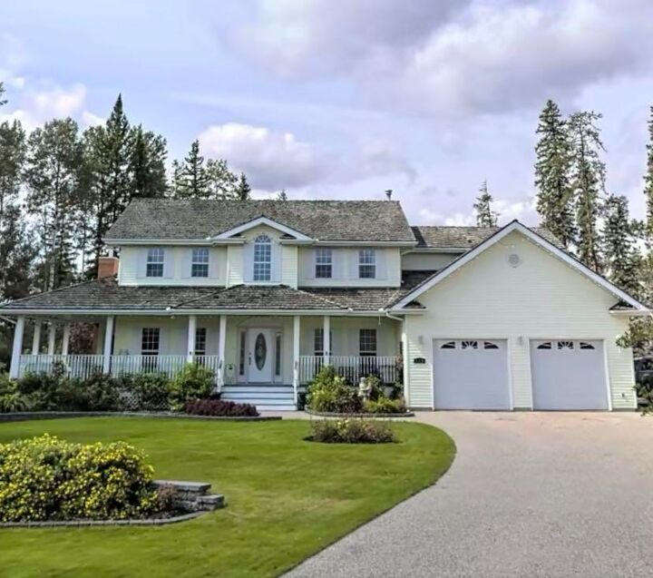113 Park Drive  Whitecourt AB T7S 1S6 photo