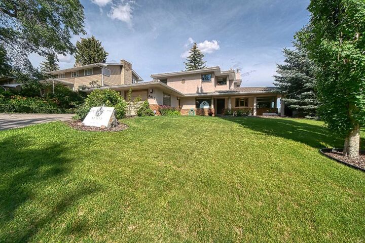 Property Photo: 3010 8 Street SW AB T2T 3A2