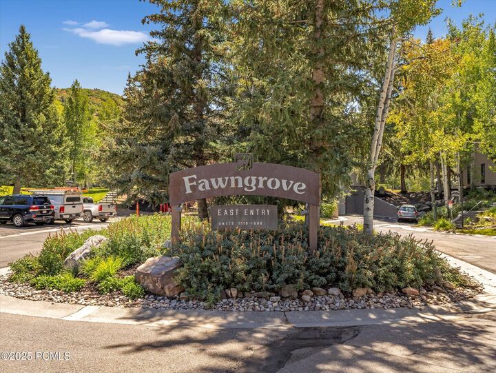 Property Photo:  1574 N Deer Valley Drive N Drive  UT 84060 