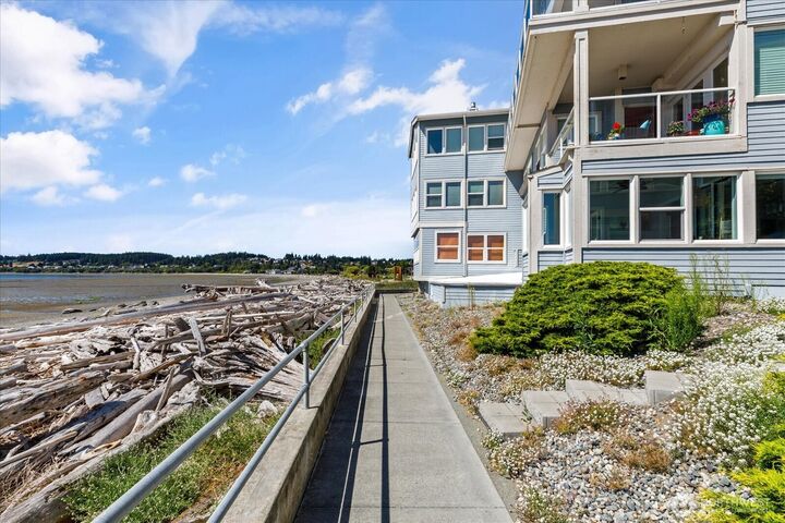 Property Photo: 651 SE Bayshore Drive E101 WA 98277