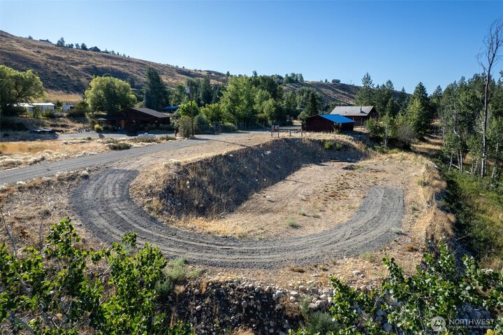 Property Photo: 5 Apple Way N WA 98862