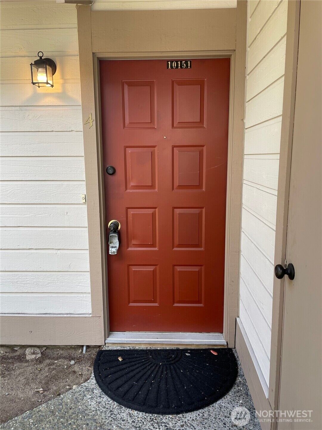 Property Photo:  10145 NE 137th Place 7  WA 98034 