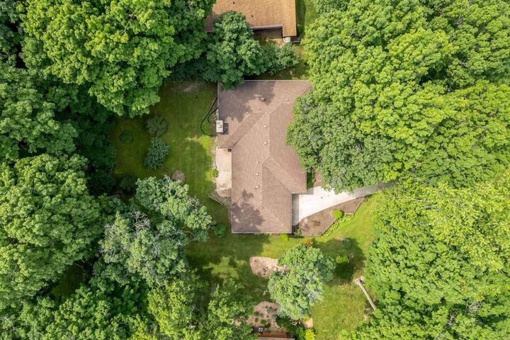 Property Photo: 5661 Einor Avenue IL 61108