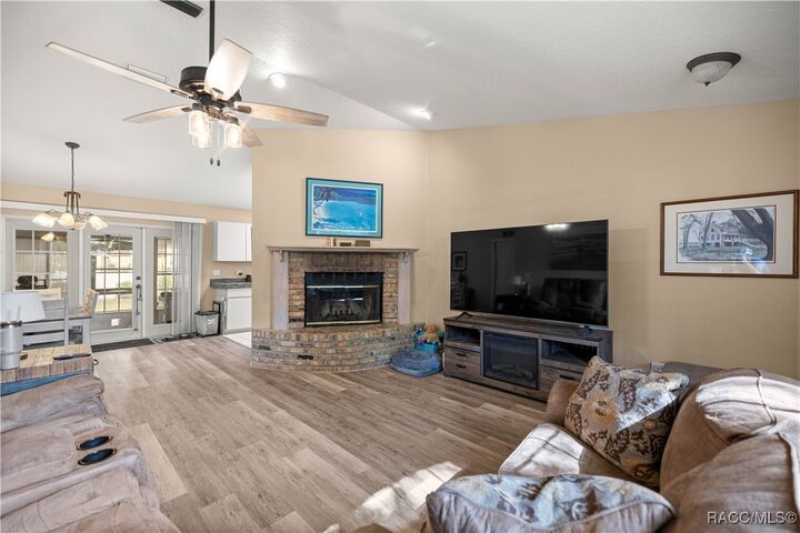 Property Photo: 11490 Seminole Road FL 34431