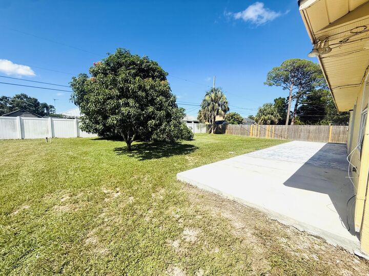 Property Photo:  1453 SW Sudder Avenue  FL 34953 