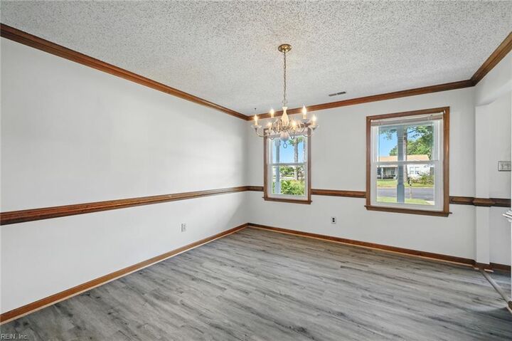 Property Photo:  909 Dwyer Ct  VA 23454 