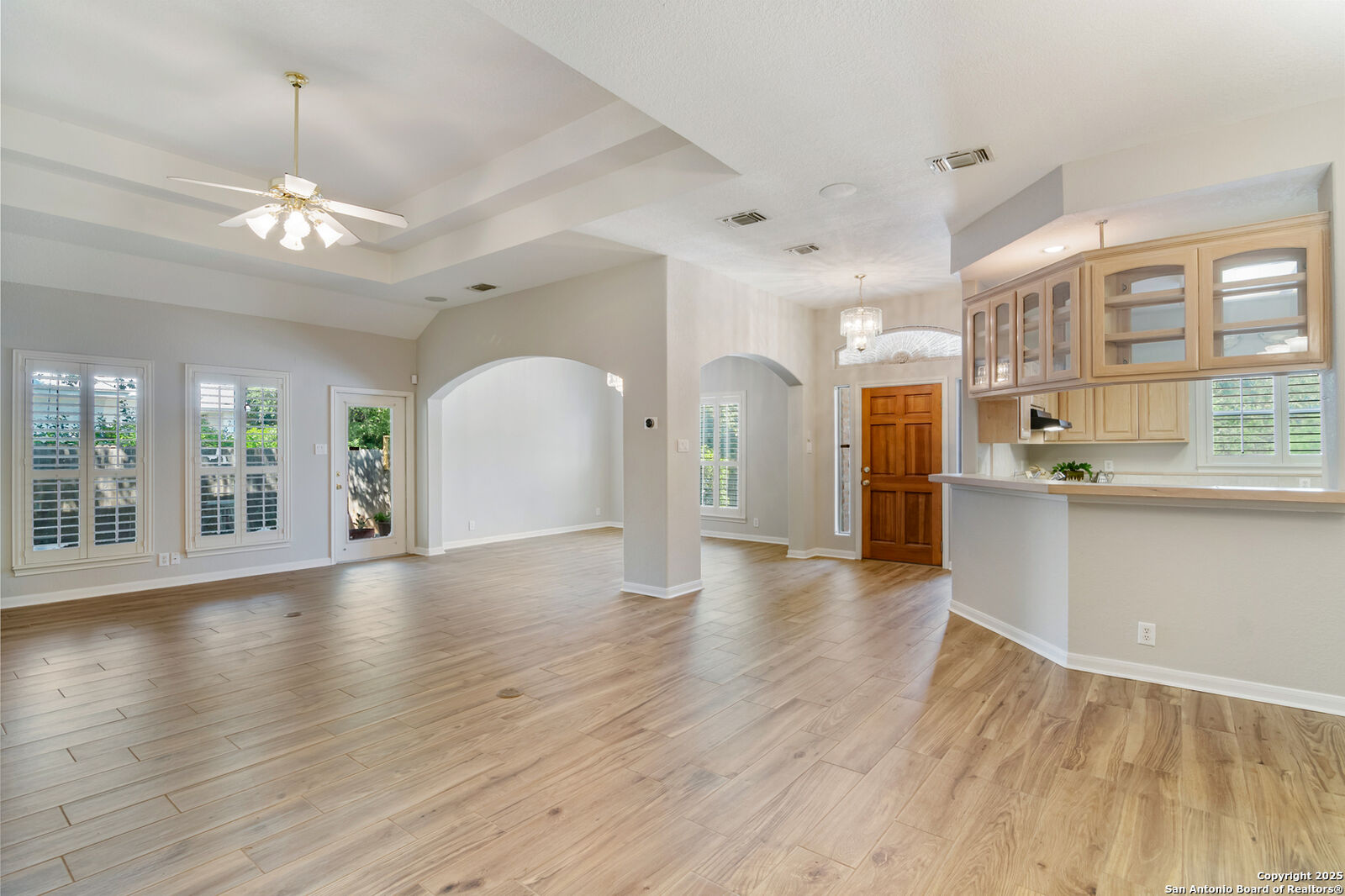 Property Photo: 6 Oakwell Farms TX 78218