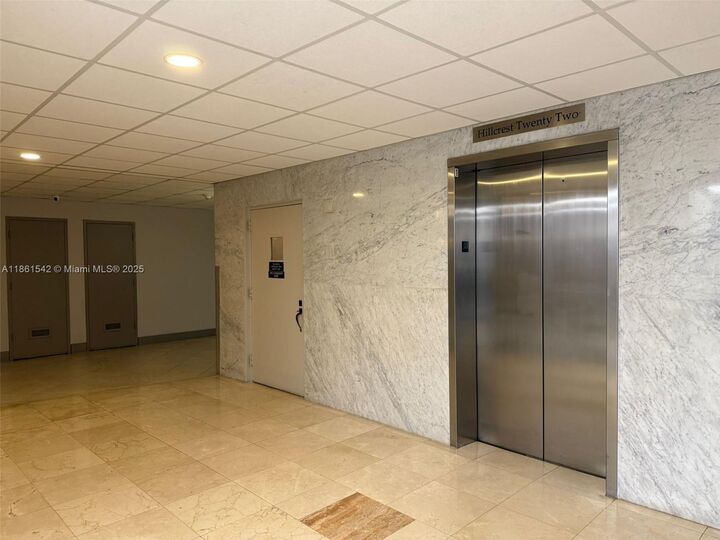 Property Photo:  4350 Hillcrest Dr 112  FL 33021 