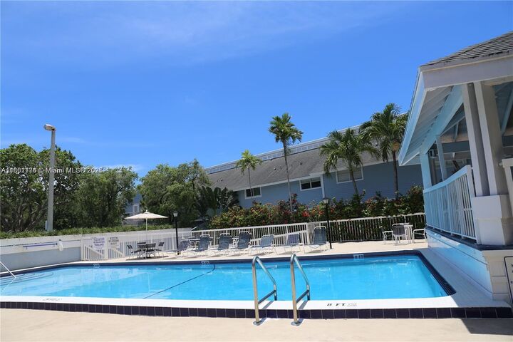 798 Crandon Blvd 13-C  Key Biscayne FL 33149 photo