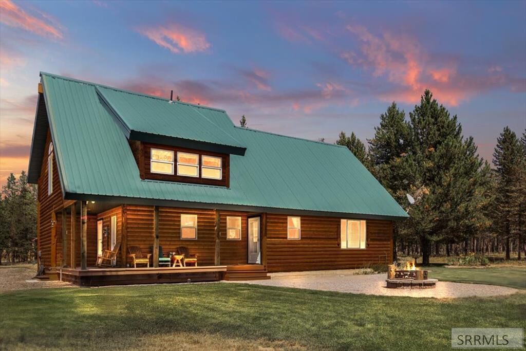 Property Photo: 3804 Whispering Pines Drive ID 83429