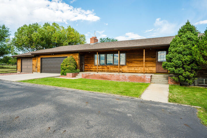 Property Photo: 17 Golf Course Road WY 82801