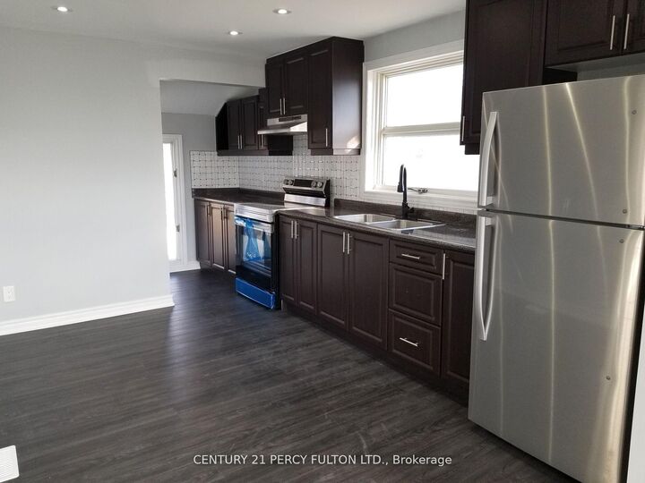 Photo de la propriété:  401 Anderson Street Mainflr  ON L1N 3V8 