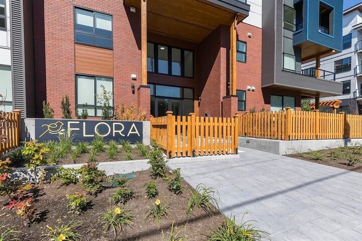 20286 72B Avenue 411  Langley BC V2Y 1T9 photo