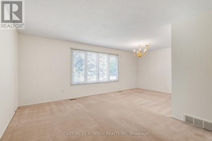 Property Photo:  27 Midland Crescent  ON K2H 8N2 