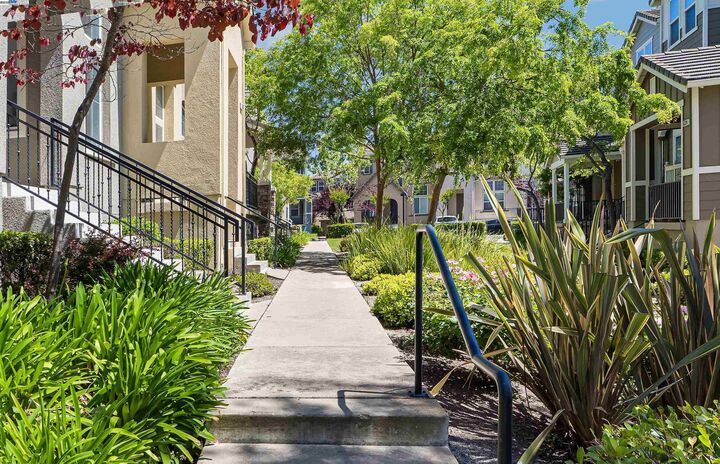 Property Photo:  6268 Byron Ln  CA 94582 