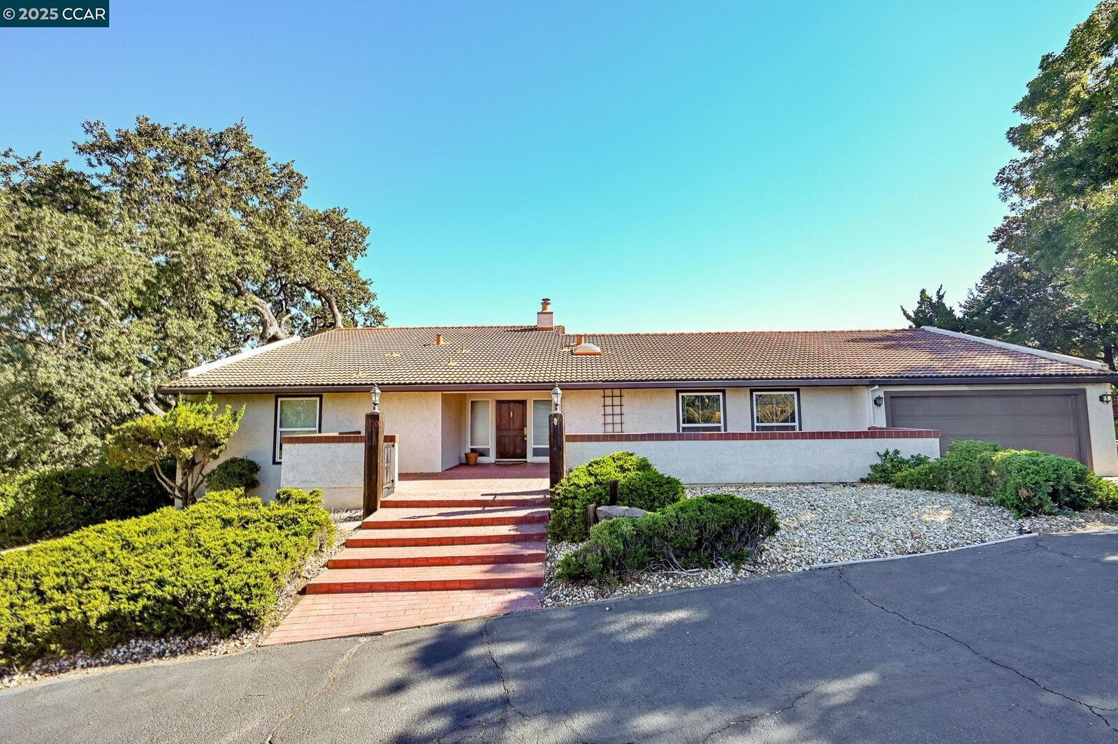 Property Photo: 1170 Sunrise Hill CA 94518
