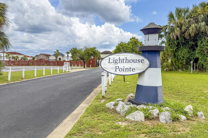 Property Photo: 903 Lighthouse Road FL 32547