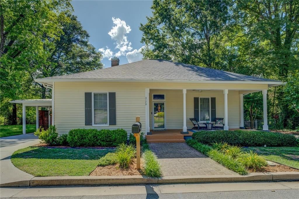 Property Photo: 3170 Butler Avenue SE GA 30014