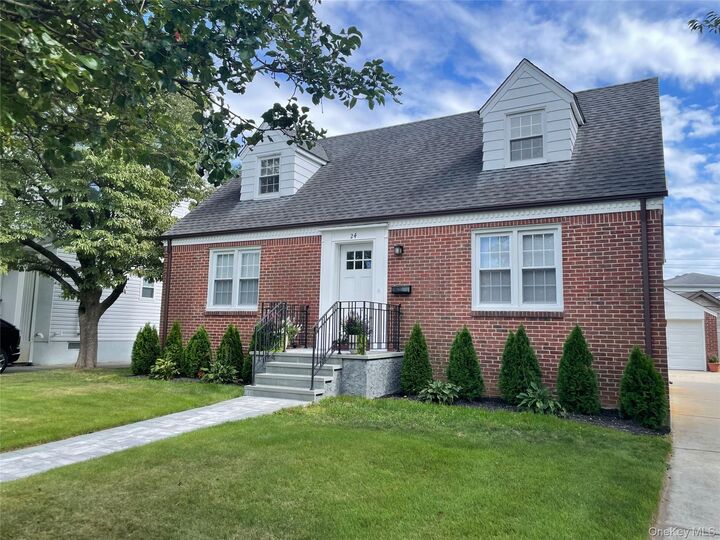 Property Photo: 24 Tulip Lane NY 11040