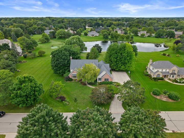 Property Photo: 11803 N Lantern Ln WI 53092