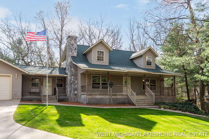 Property Photo:  3087 38th Street  MI 49419 