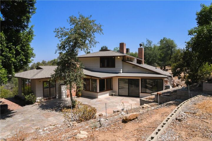 Property Photo:  2475 Sunset Drive  CA 92506 
