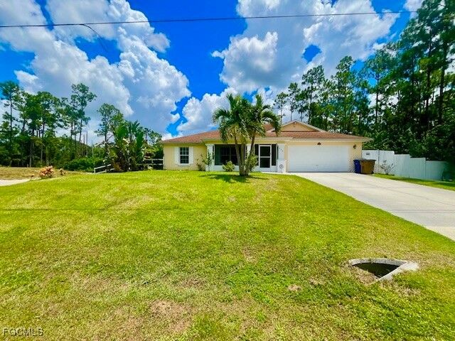 Property Photo:  822 Johns Avenue  FL 33972