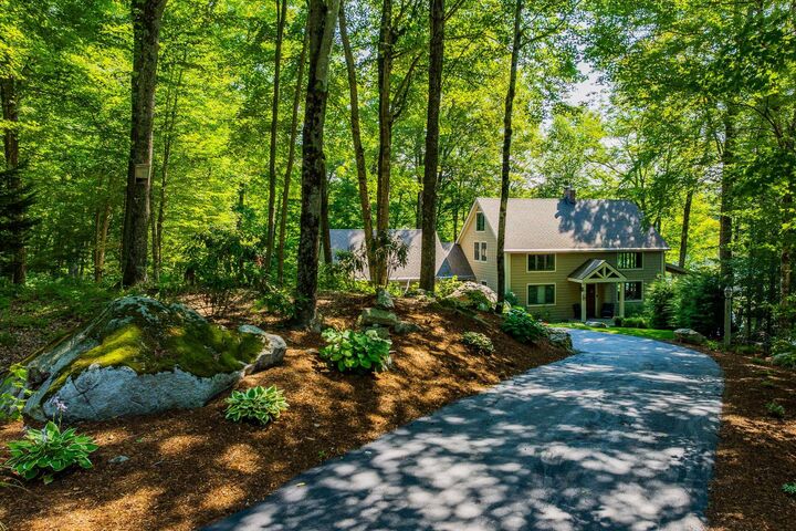 Property Photo:  21 Shore Road  NH 03753 